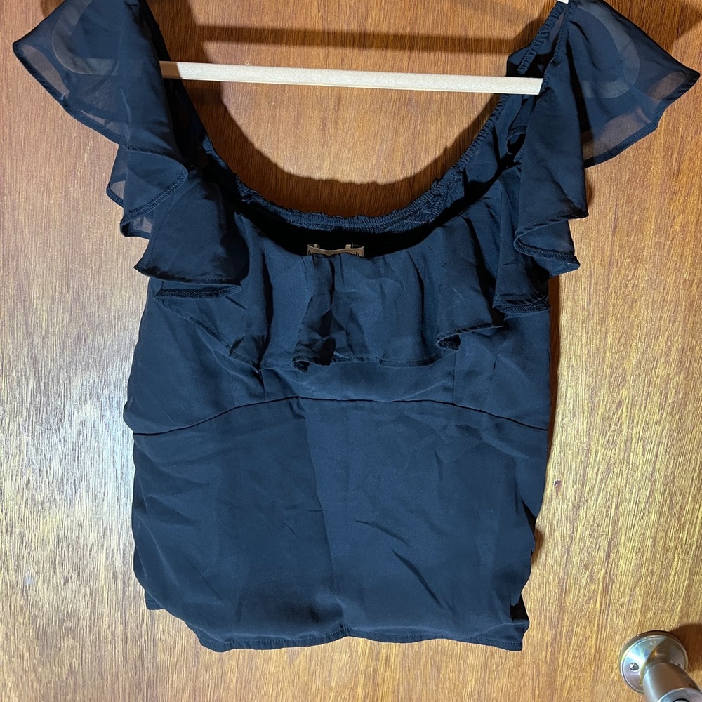 Abercrombie & Fitch Black Ruffled Sleeveless Blouse
